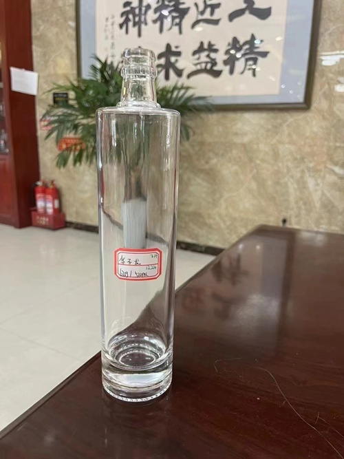 玻璃酒瓶生產(chǎn)工廠